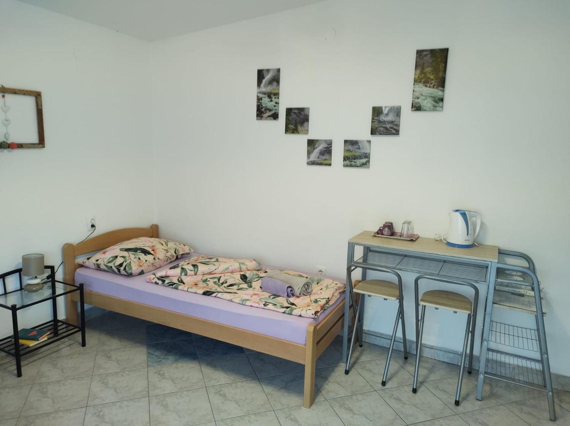 Apartment Ada Bed & Breakfast Gračac Szoba fotó